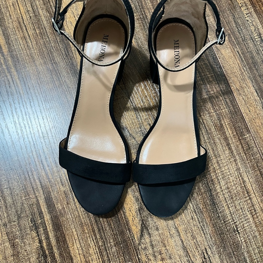 Elegant Black Women's Sandals